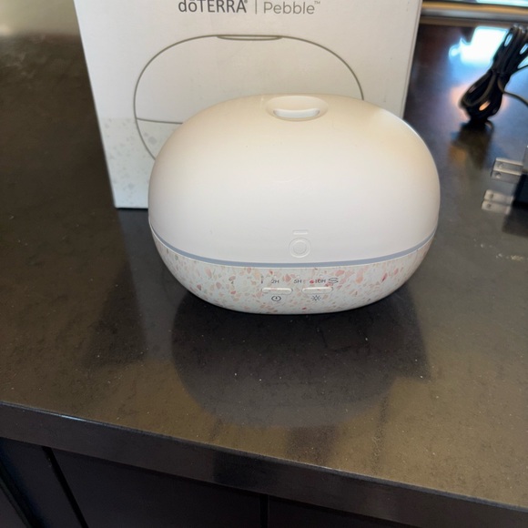 DoTERRA Diffusers - Picture 4 of 8